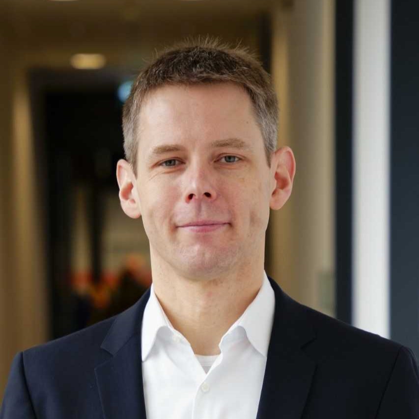 Portrait of Simon Oertel
